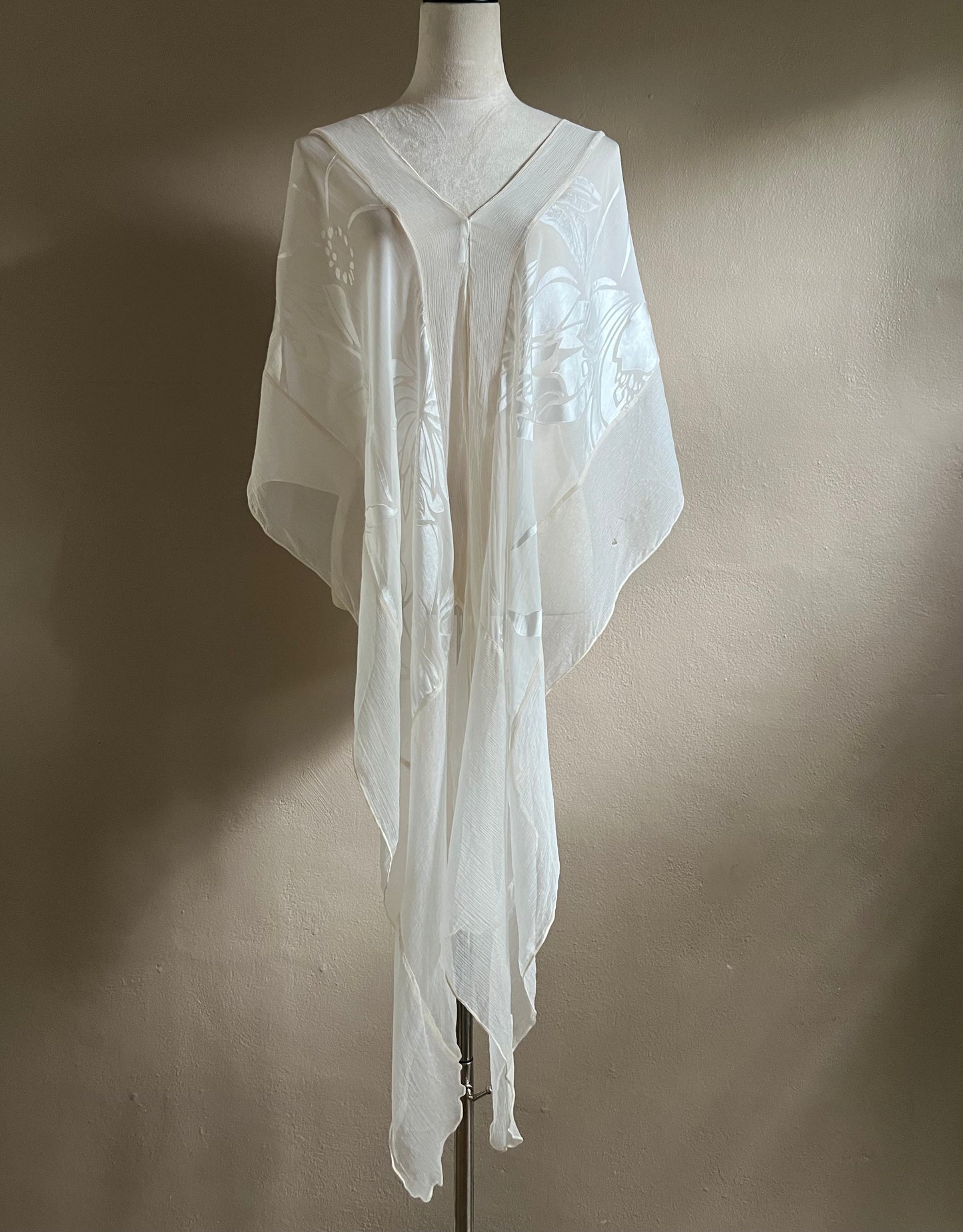The BodyScarf