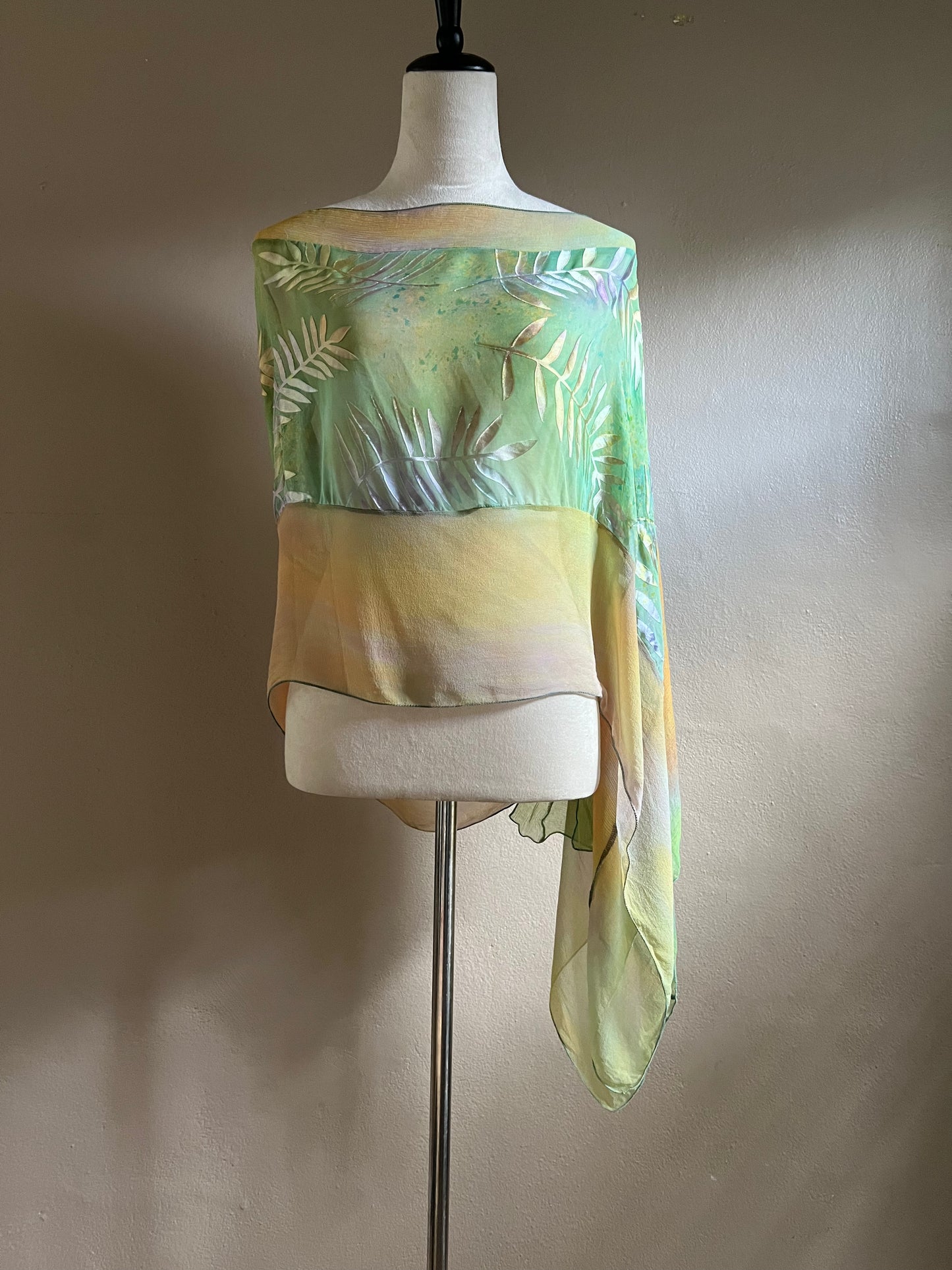 The BodyScarf