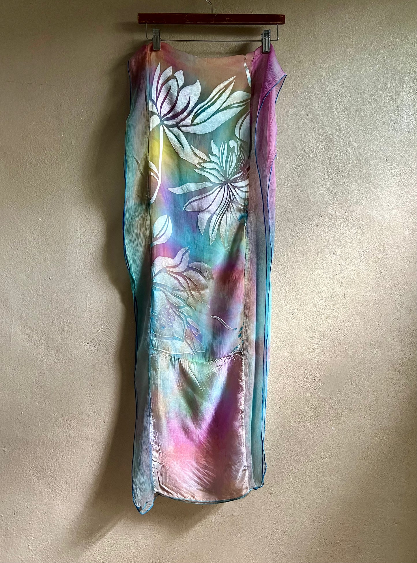 The BodyScarf
