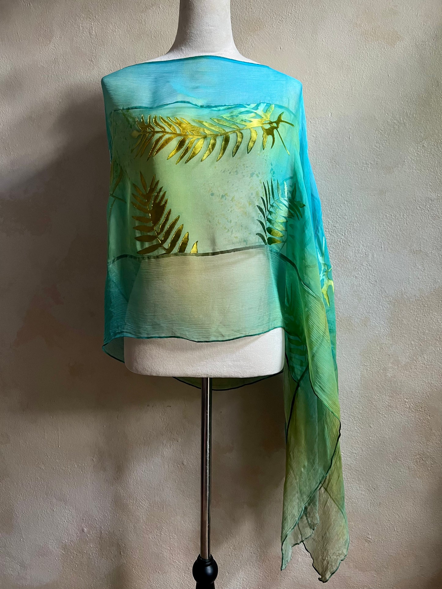 The BodyScarf